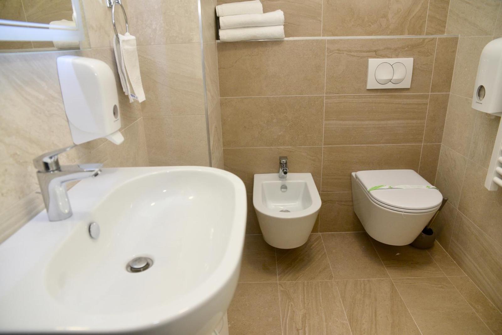 The Main Square Apartments Banja Luka Phòng bức ảnh